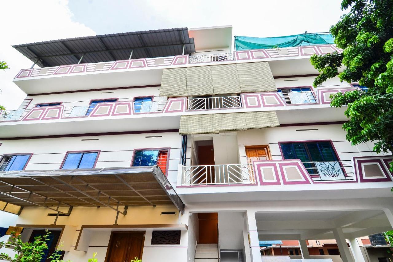 Oyo Home 81801 Akash Villa Trippapur Экстерьер фото